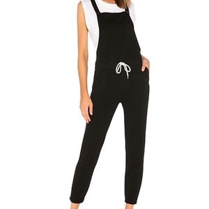 Monrow Womens Patch Pocket Overalls